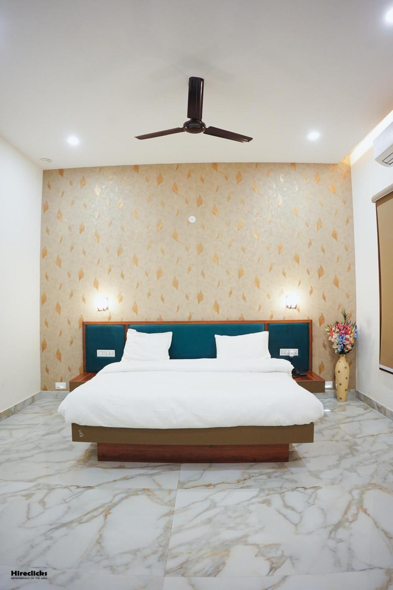 The Krati Resort And Convention Centre Bareilly Ngoại thất bức ảnh